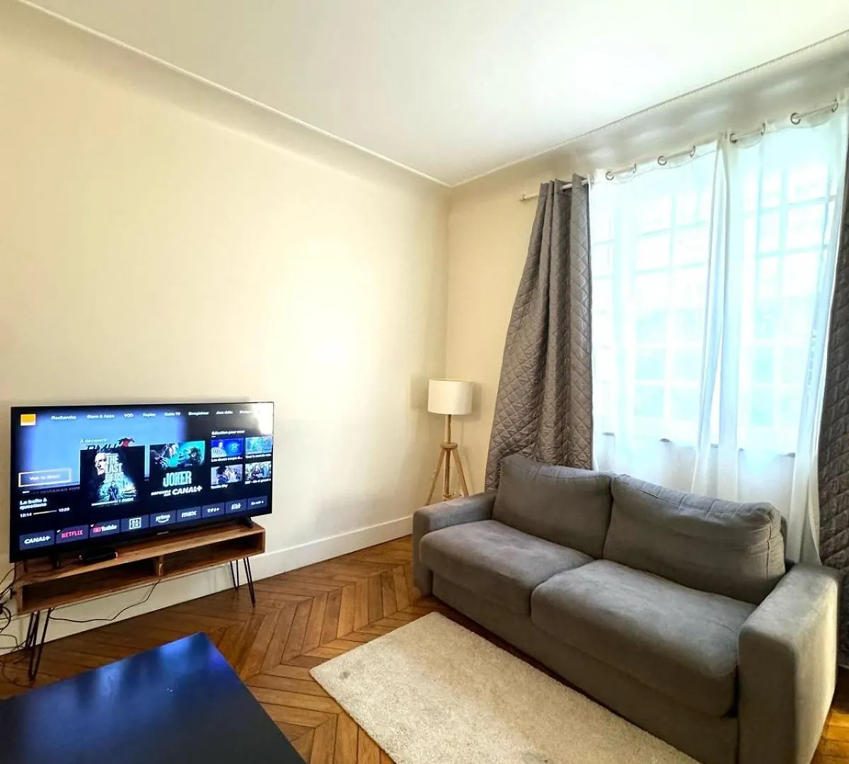 Appartements Auteuil Paris 16 0*,  France