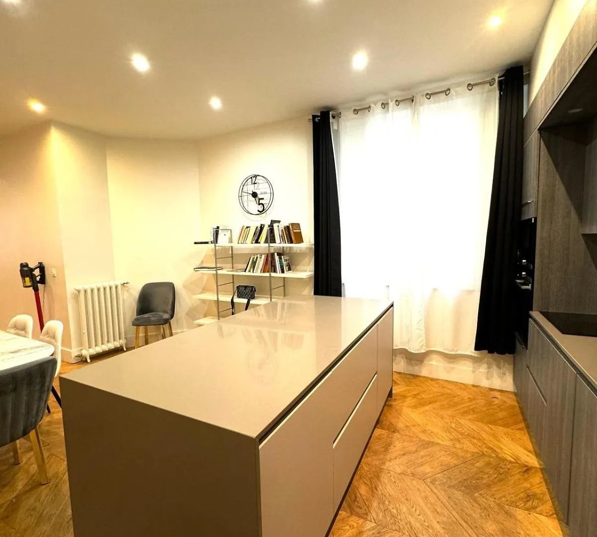 Apartment Appartements Auteuil Paris 16